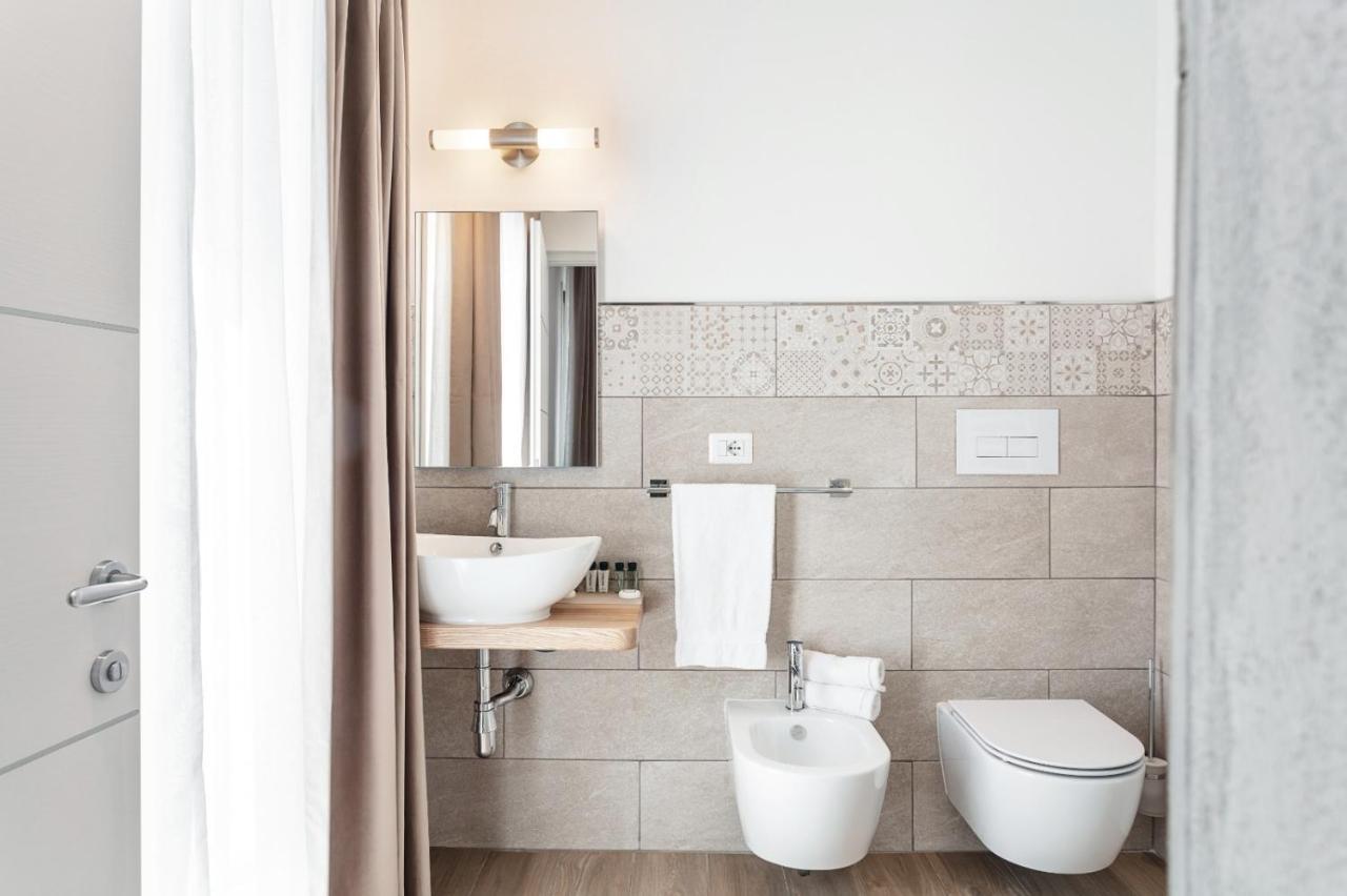 Lungomare Rooms Olbia Exterior photo